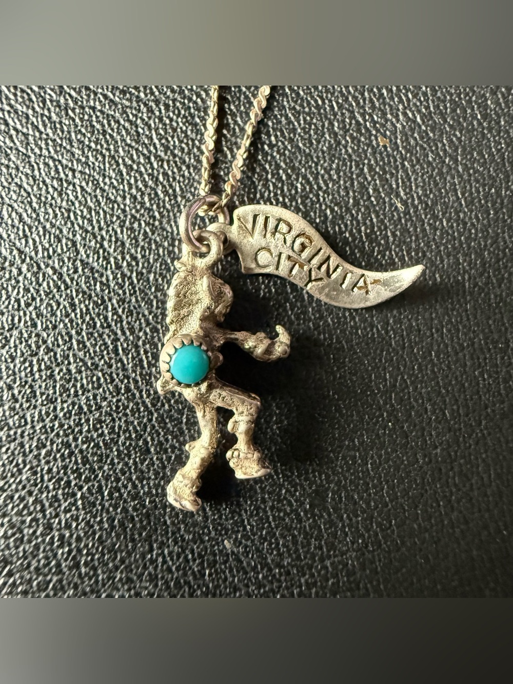 925 Silver Virginia City Native Charm and Short Chain Necklace
